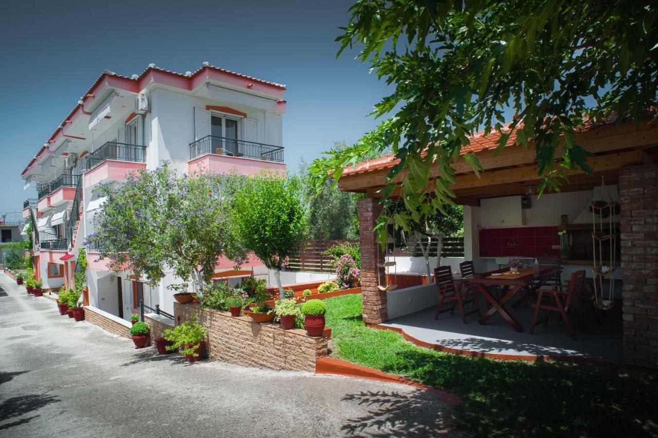 Marmaron Rooms Agiokampos  Exterior foto